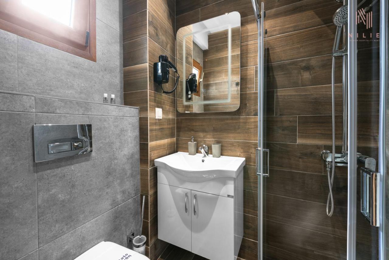 Ultima Summer Residence, Nilie Hospitality Mgmt Afytos Bagian luar foto